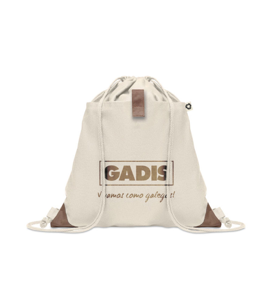 GADIS-MOCHILA